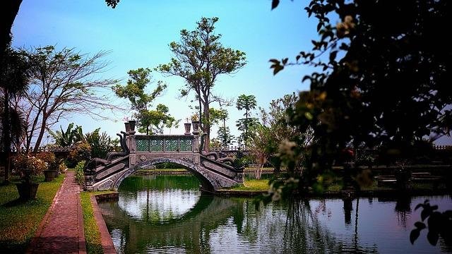 Bali Travel Guide: Uncover the Island's Hidden Gems, Culture, and Unforgettable Adventures